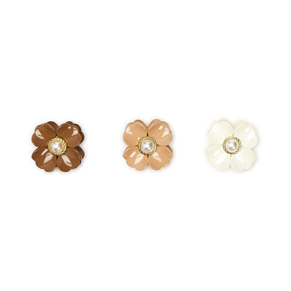 Floral Claw with Pearl