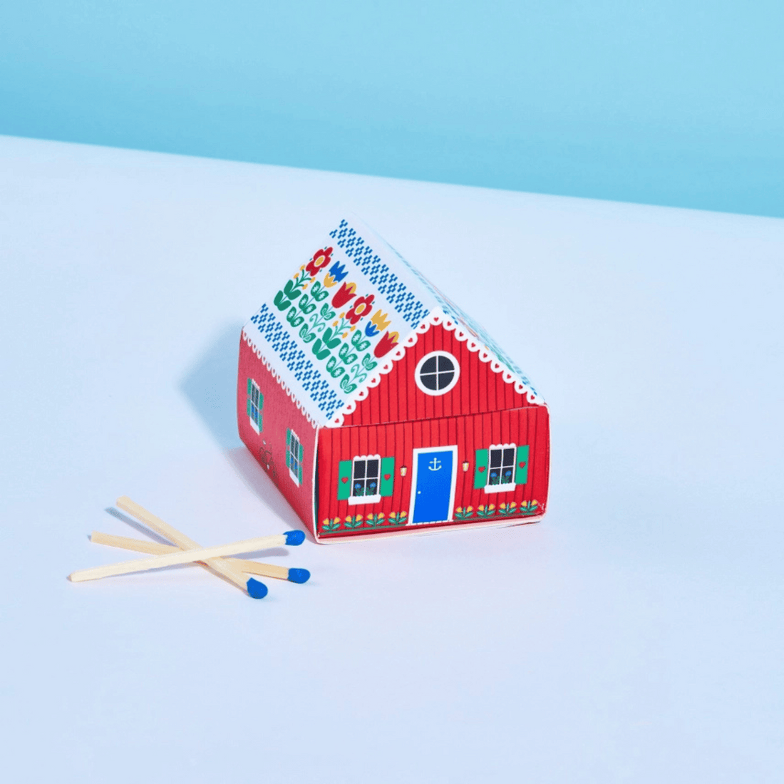Tiny Living Matchbox Cottage