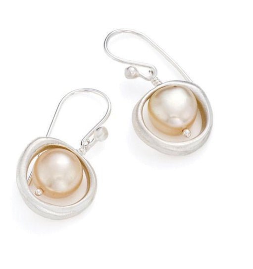 Circle Large Pearl Earrings - The Riviera Towel Company