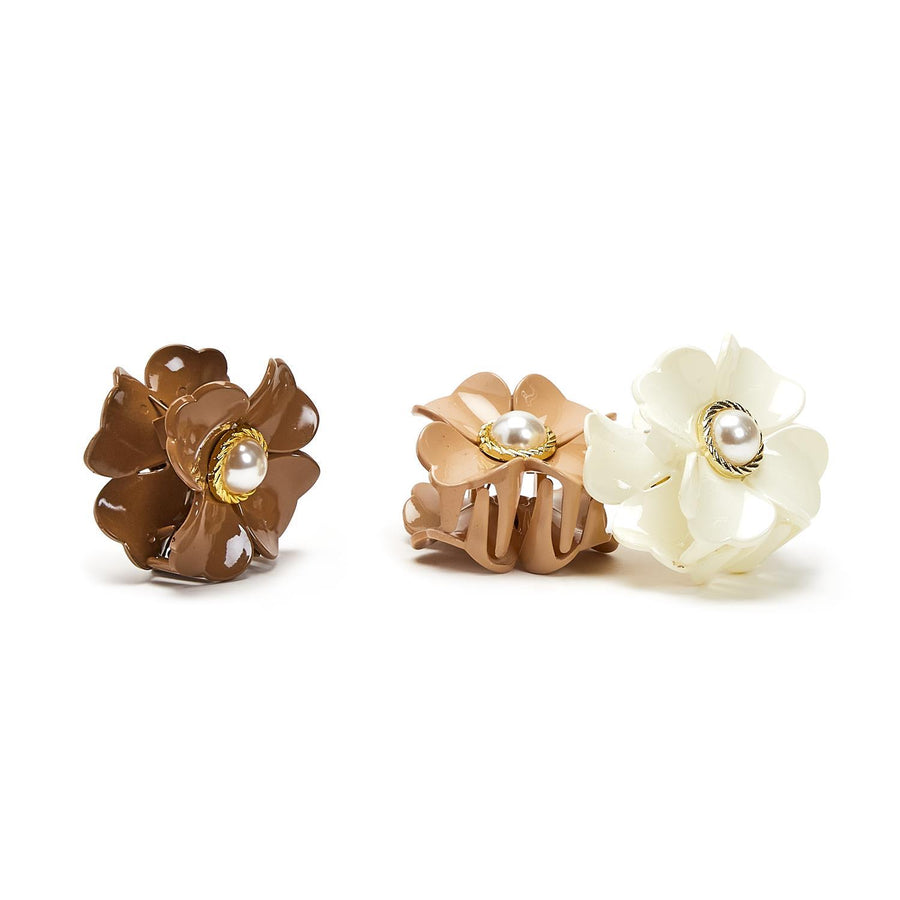 Floral Claw with Pearl