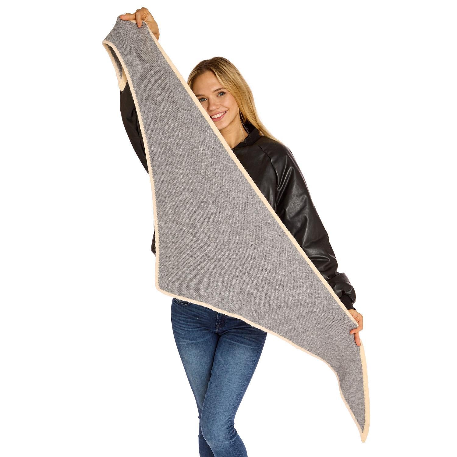 Contrast Border Triangle Scarf