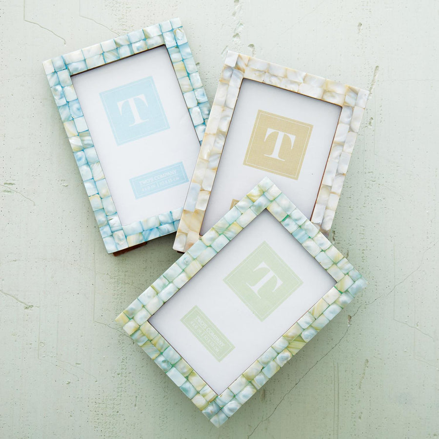 Pearly Hues 4" x 6" Frame