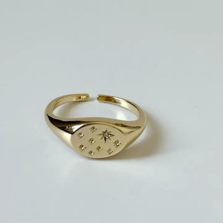 Etoile Signet Ring