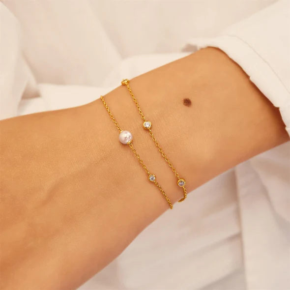 Gold Shell Pearl & Bezel Bracelet