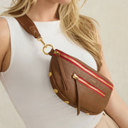 Charles Crossbody Med Mahogany Pebble/Brushed Gold