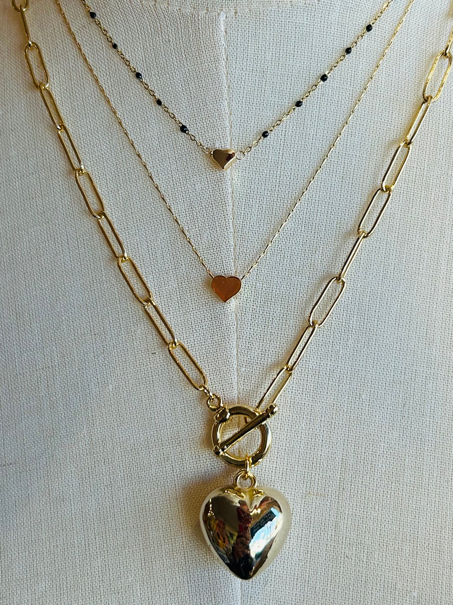 Puffed Heart On Toggle Chain Necklace