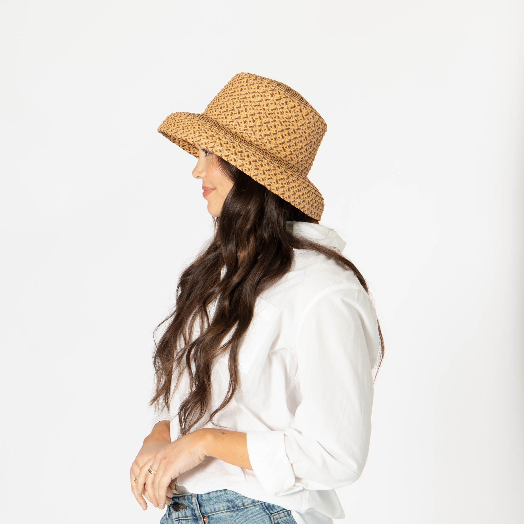 Lana - Ultrabraid Round Bell Shaped Hat