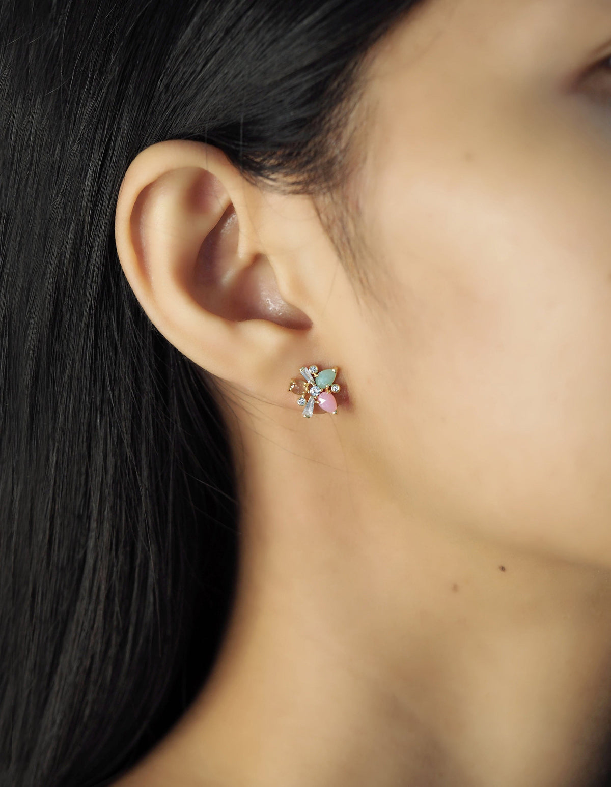 Pastel Cluster Stud