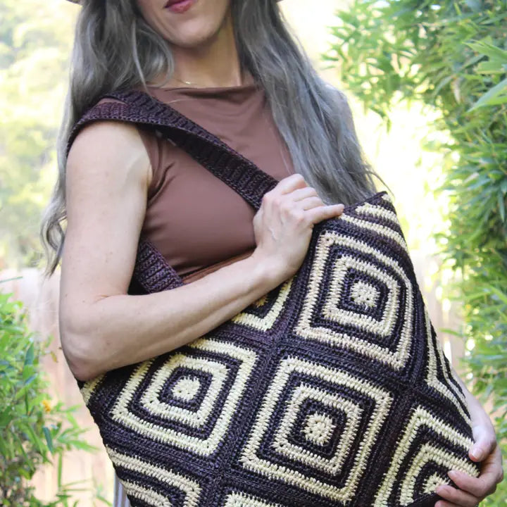 Seychelle Diamond Pattern Bag, view 4