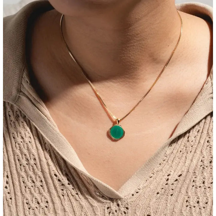 Sofia Pendant Necklace