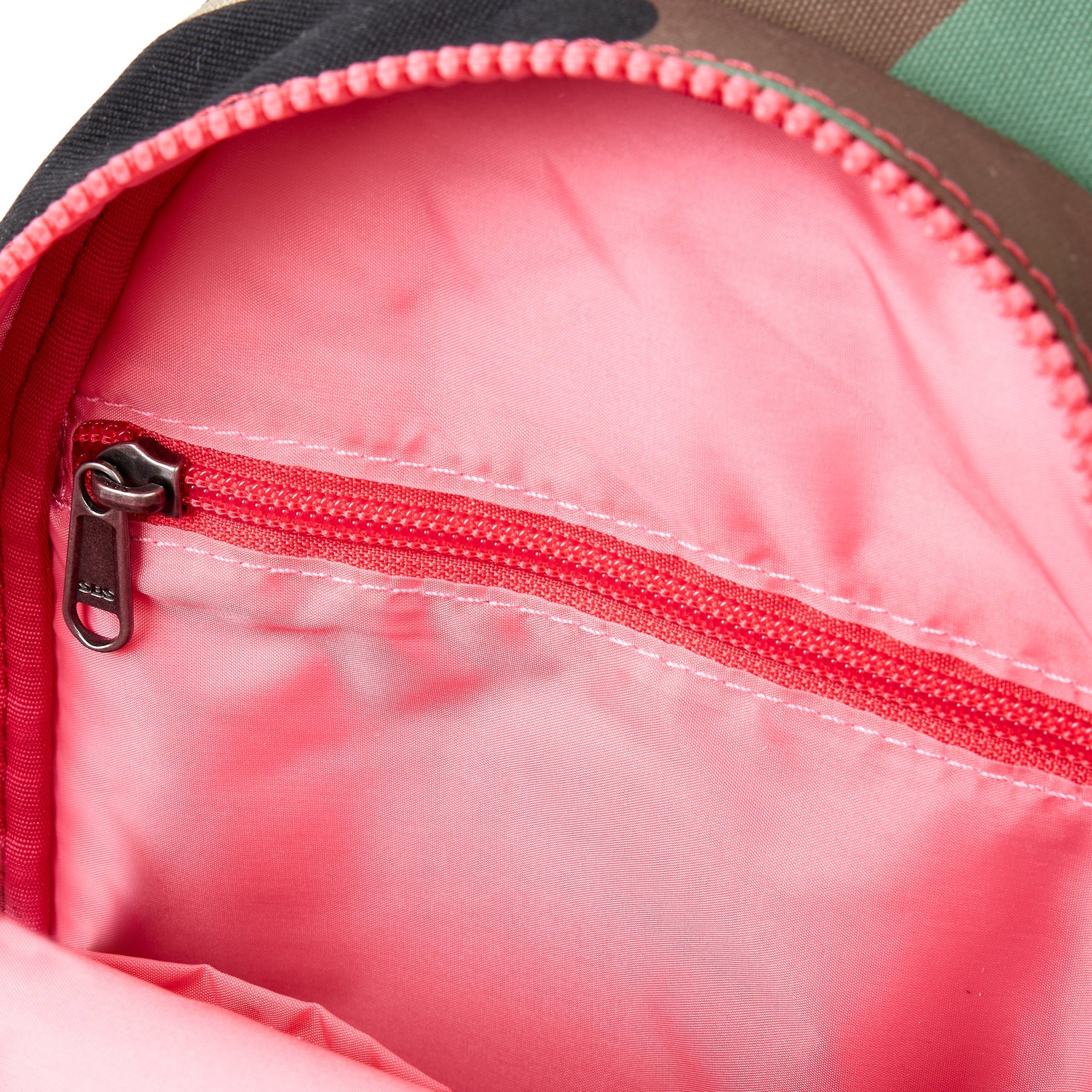 Willesden B Large Crossbody