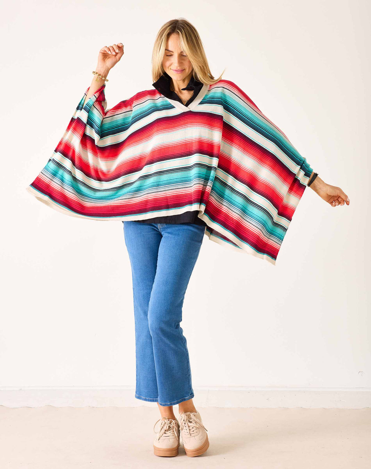 Avalon Poncho, view 5