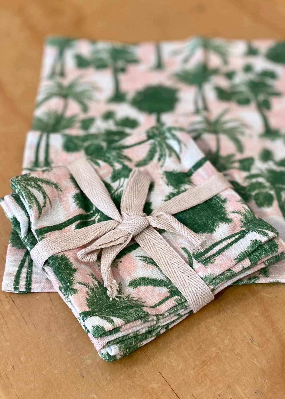 Cocktail Napkins Tropical Set of 4
