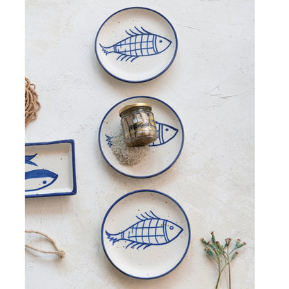Hand - Painted Stoneware Plate w/ Fish - The Riviera Towel Company