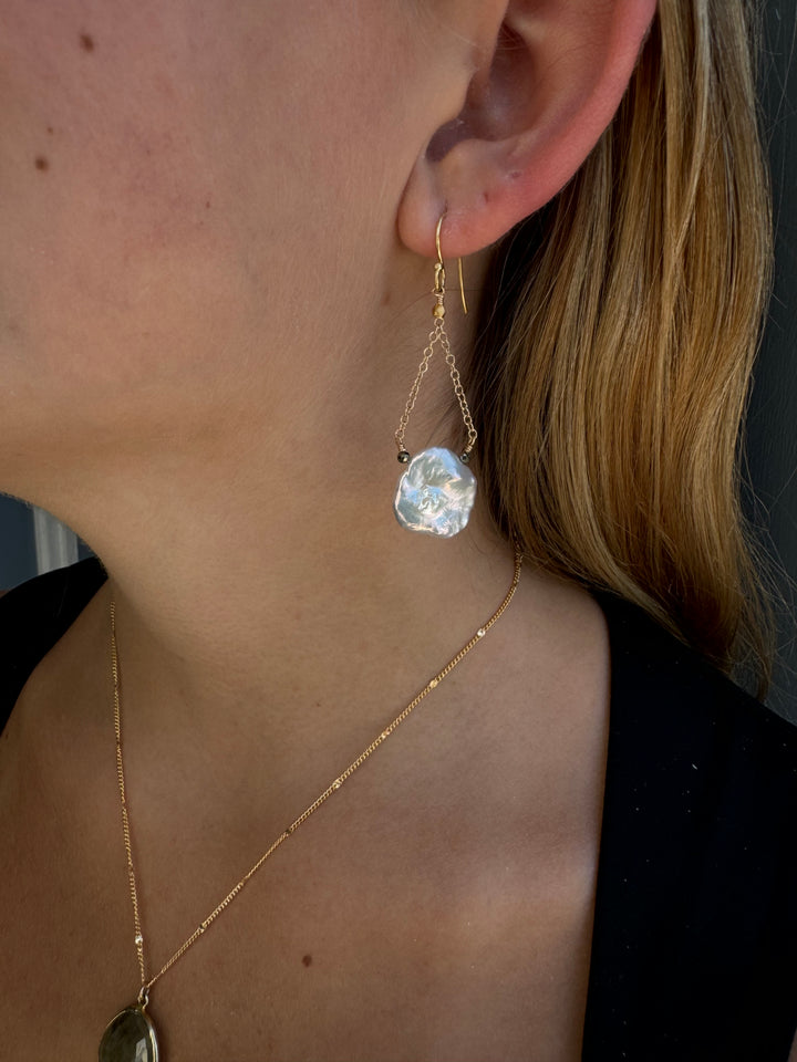Hanging Pearl Earrings