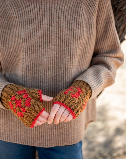 La Paz Crochet Fingerless Gloves, view 6