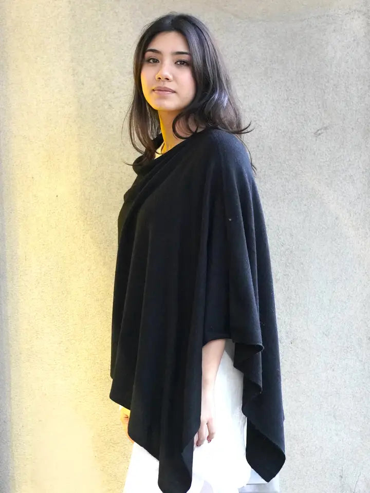 Clutch Poncho
