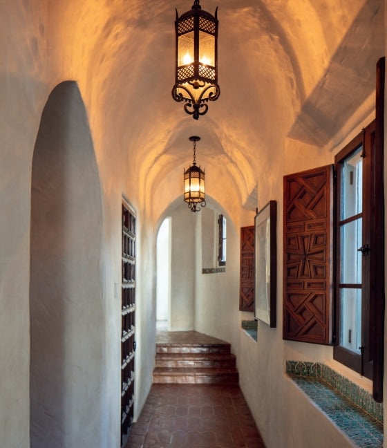 Santa Barbara: At Home in Paradise