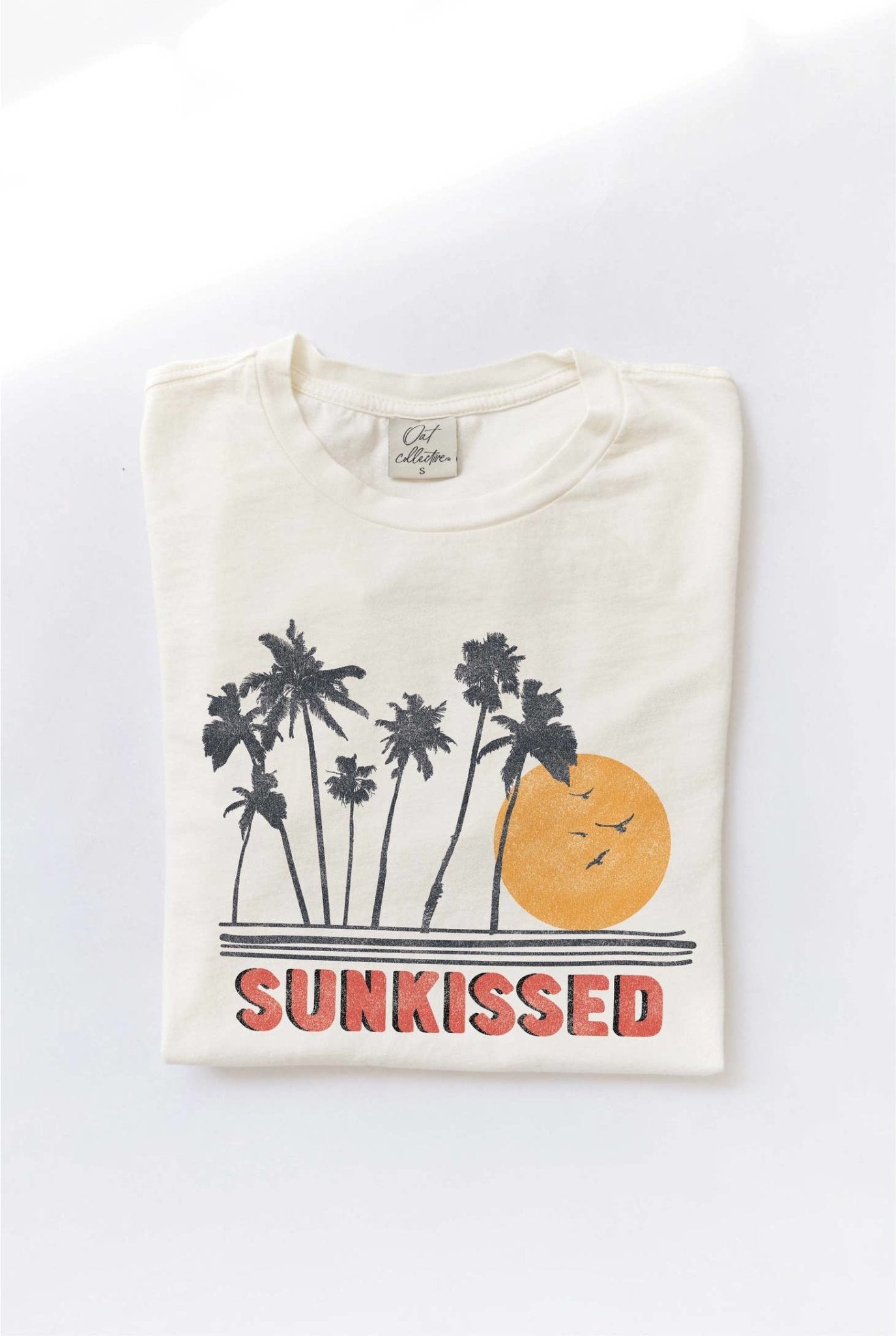 Sunkissed Graphic T-Shirt - The Riviera Towel Company